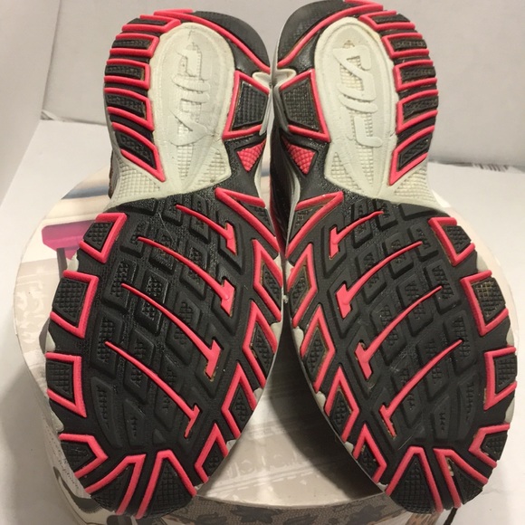 Gently Used FILA Fuschia/Gray Women Sneakers - Picture 5 of 8